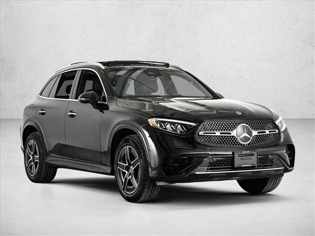 Certified 2025 Mercedes-Benz GLC 300 4MATIC image 3