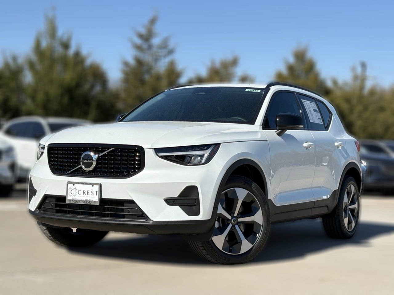 New 2026 Volvo XC40 B4 Core