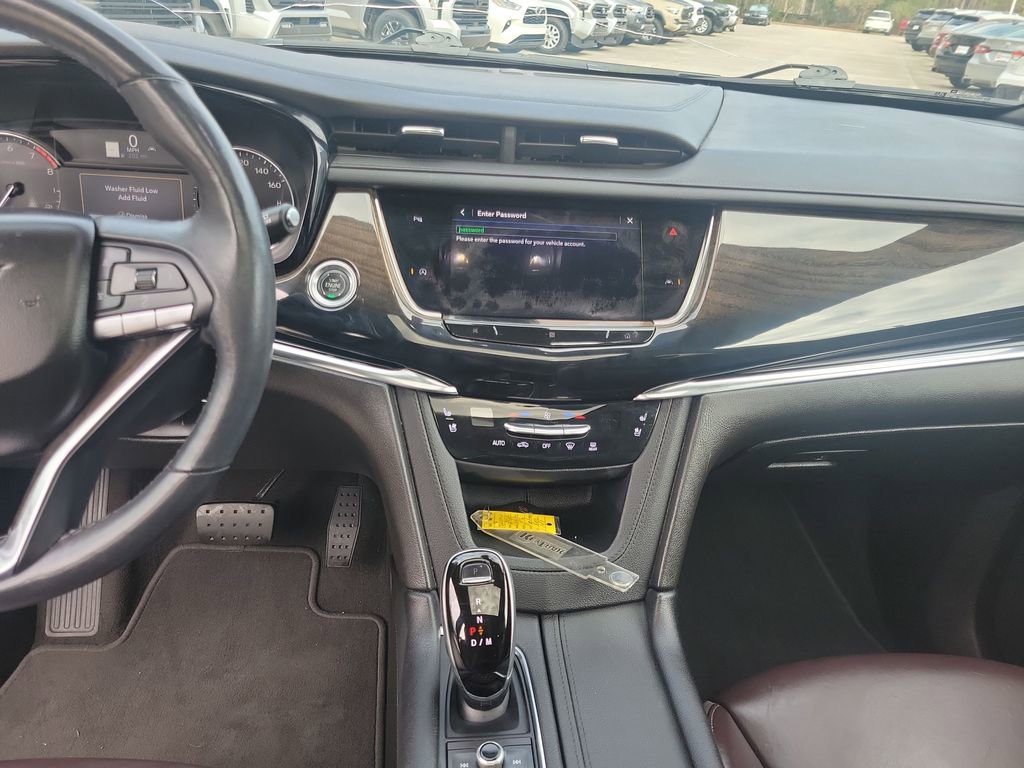 Used 2021 Cadillac XT6 Premium Luxury image 26