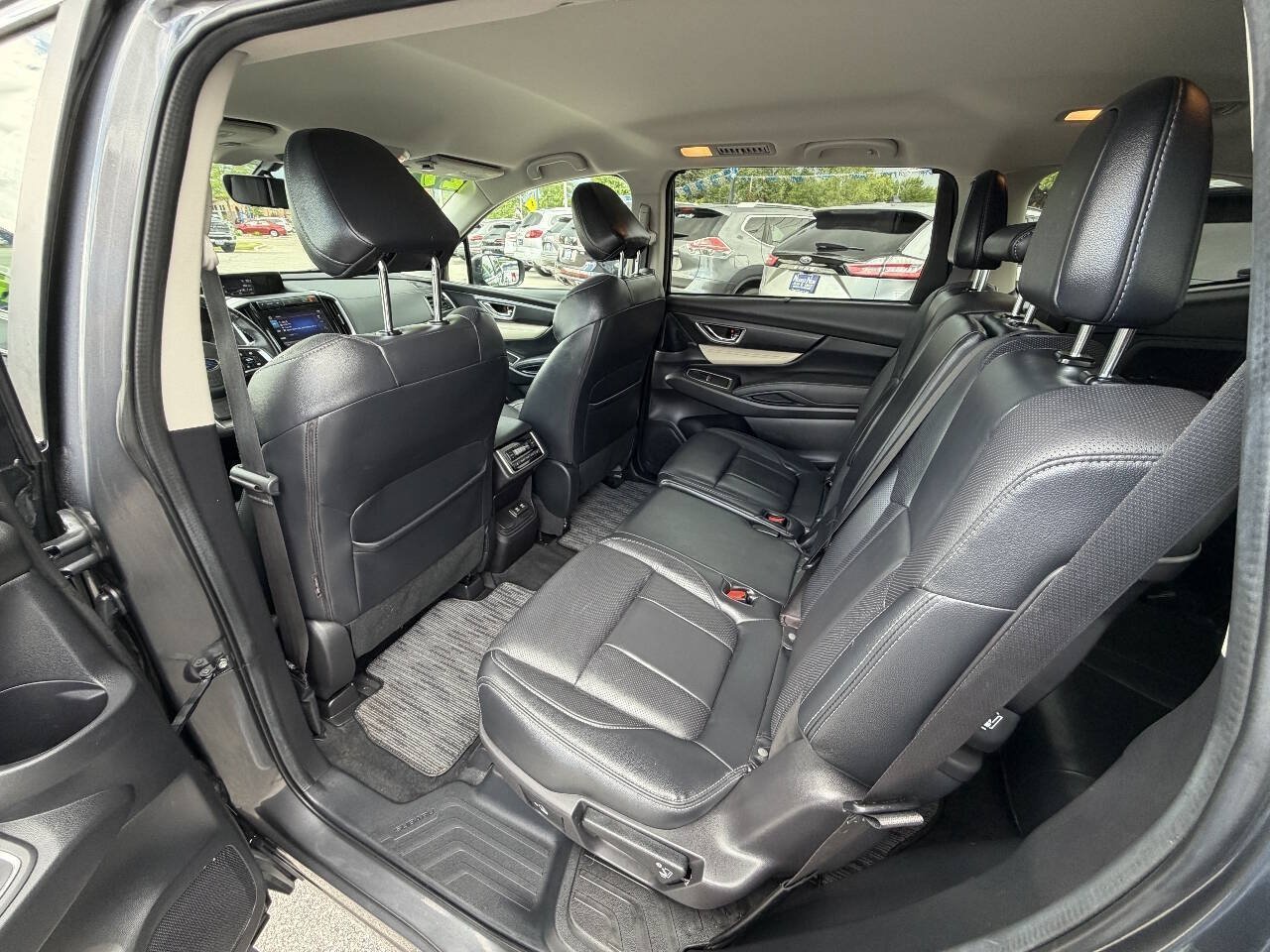 Used 2022 Subaru Ascent Limited AWD/4WD image 12