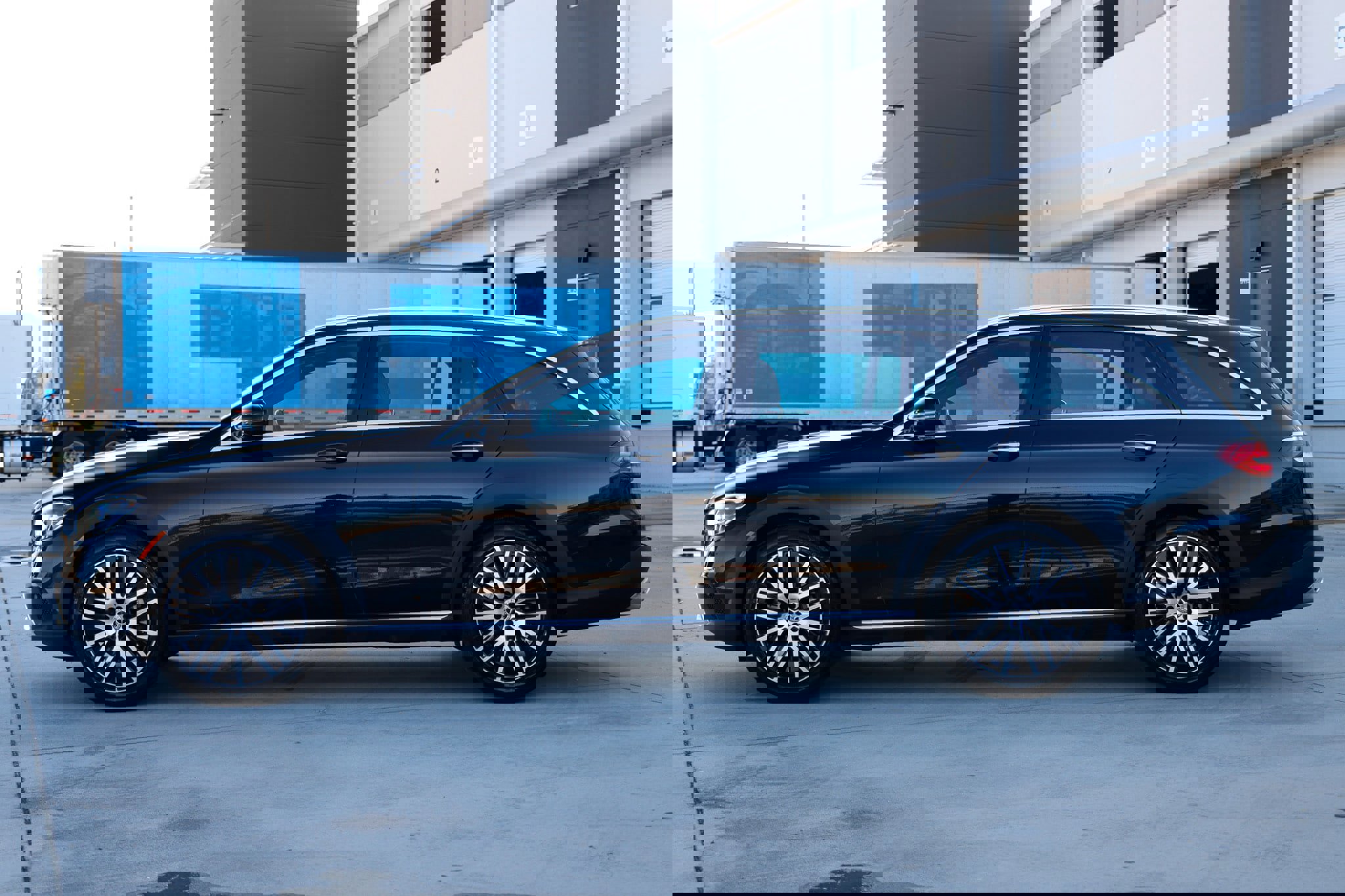 Used 2023 Mercedes-Benz E 450 4MATIC All-Terrain Wagon image 8