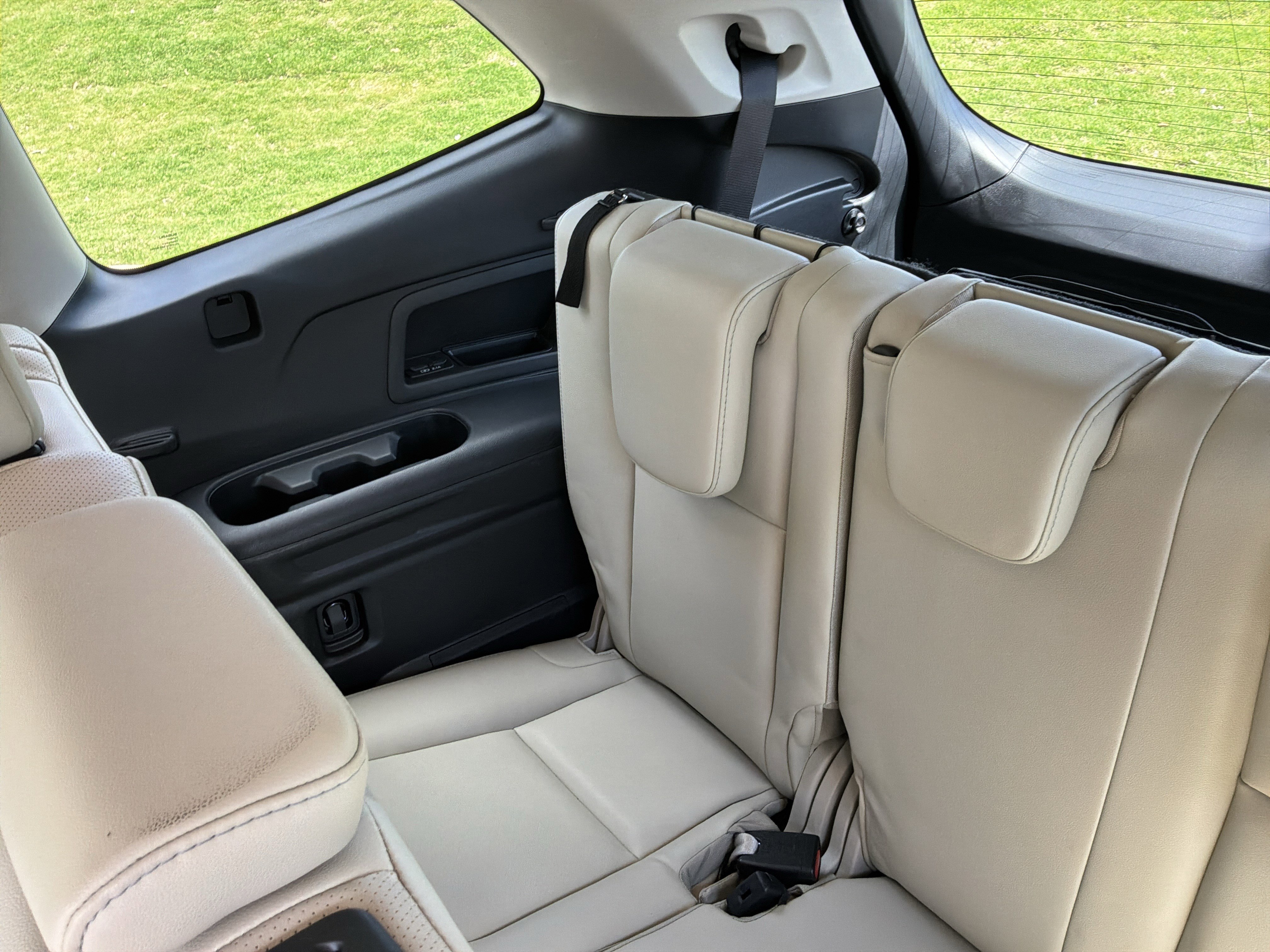 Used 2023 Subaru Ascent Limited AWD/4WD image 31