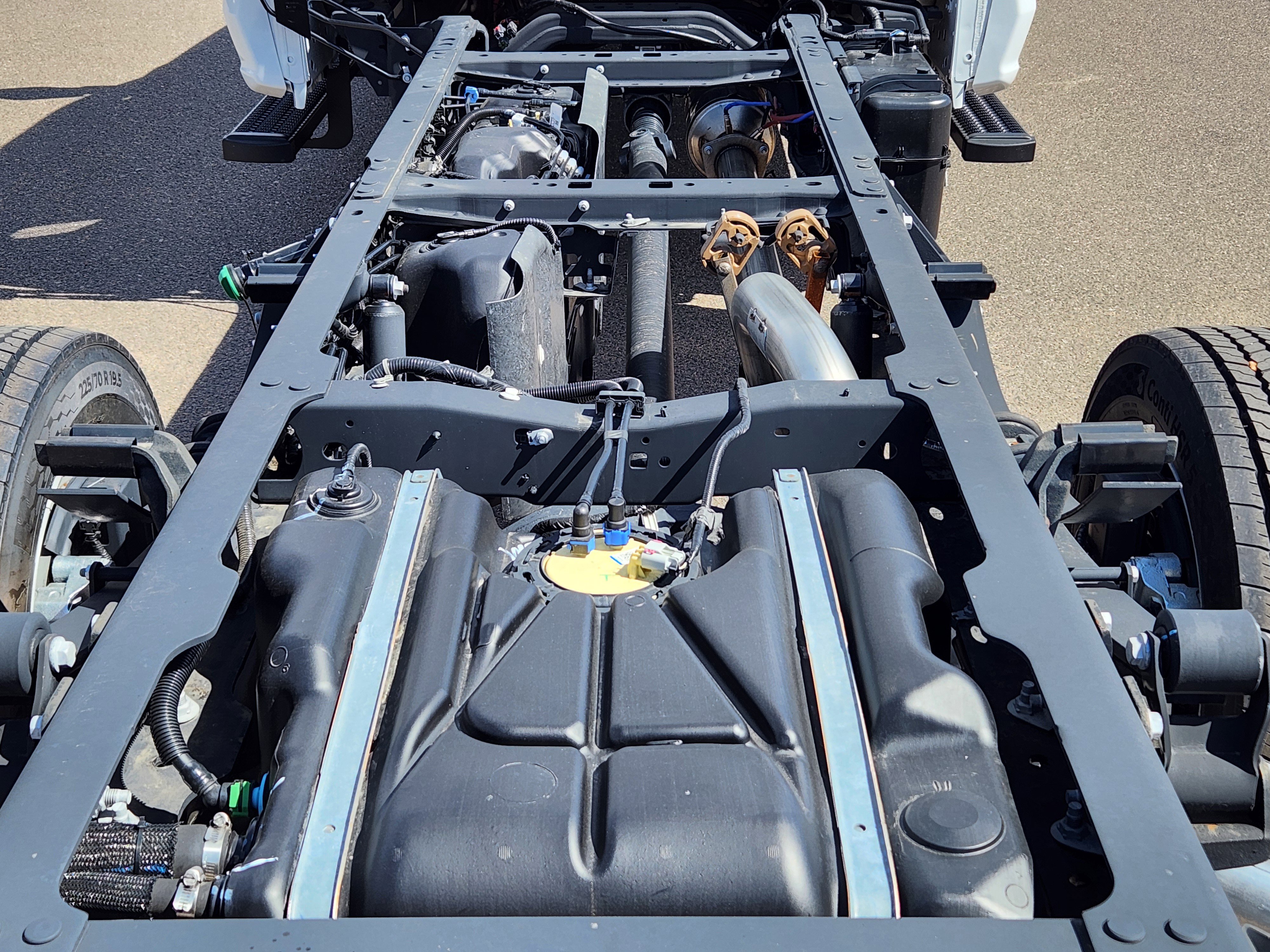 New 2025 Ford F550 4x4 Crew Cab Super Duty image 7