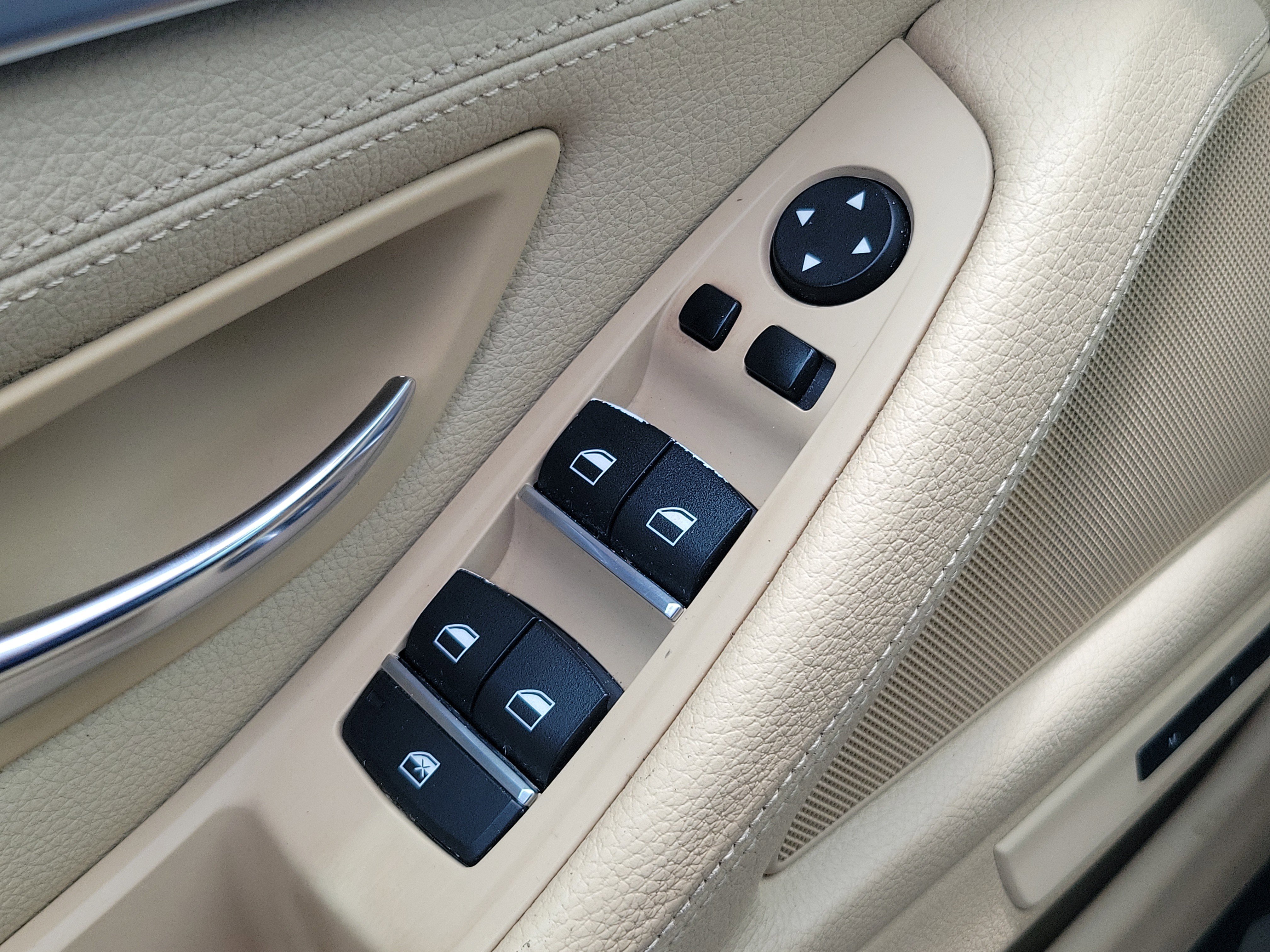 Used 2014 BMW 528i Sedan RWD image 18