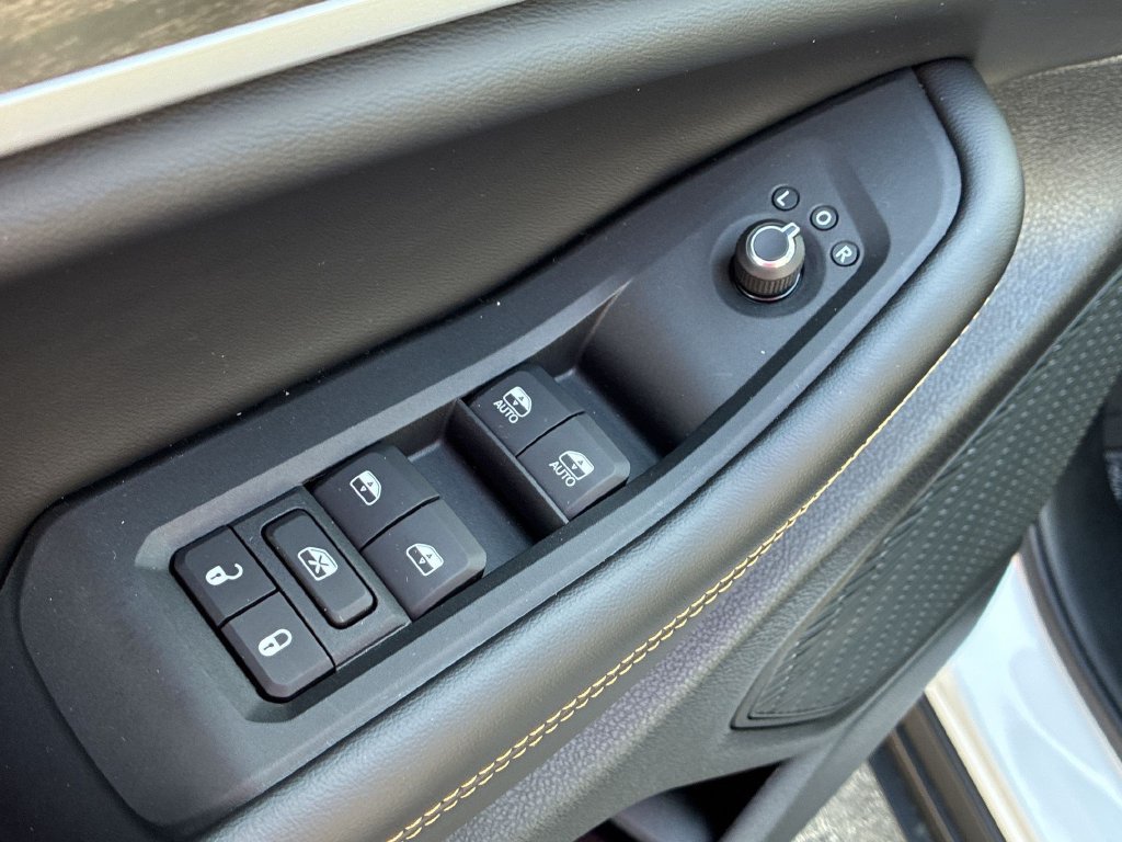 New 2026 Jeep Grand Cherokee Limited AWD/4WD image 14
