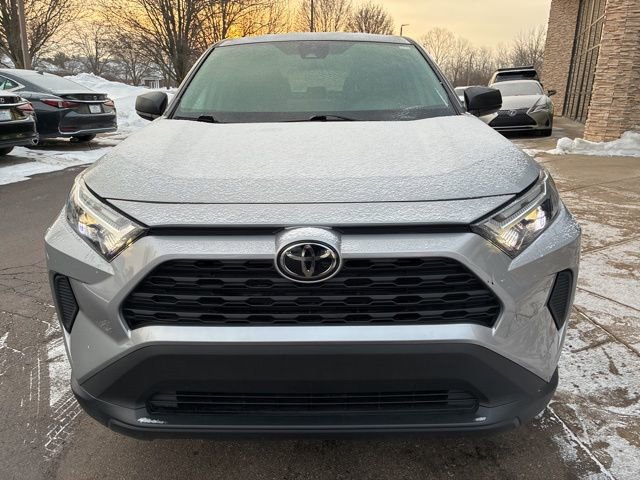 Used 2024 Toyota RAV4 LE image 8