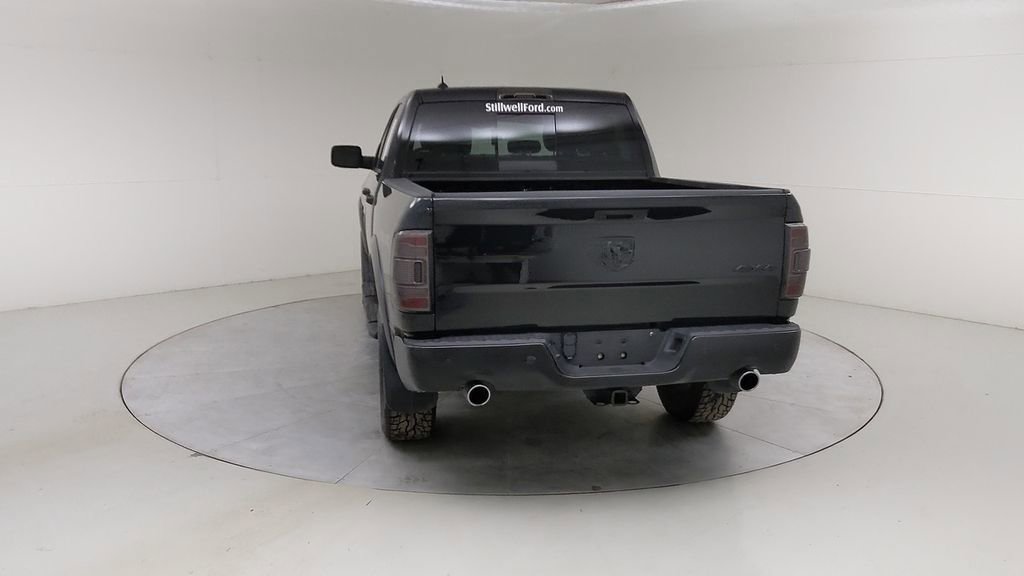 Used 2019 RAM 1500 Classic Warlock image 15