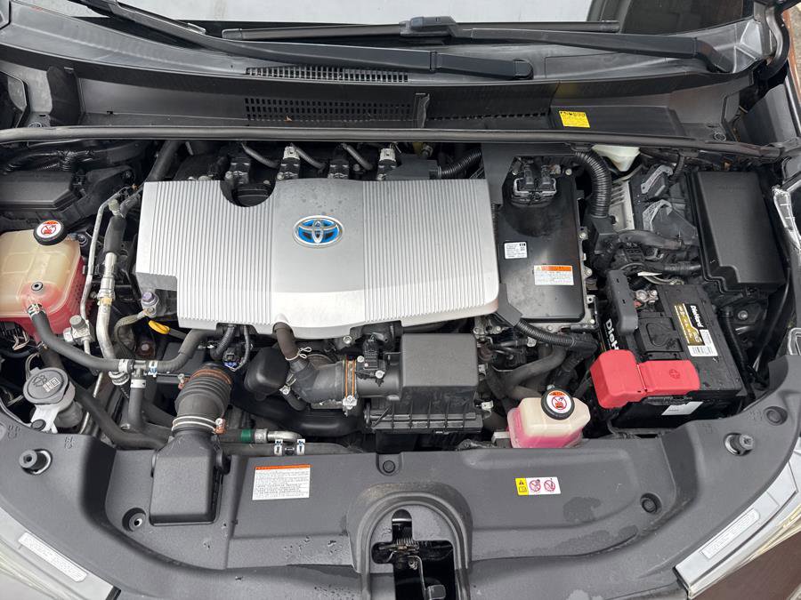 Used 2017 Toyota Prius Four Touring image 31