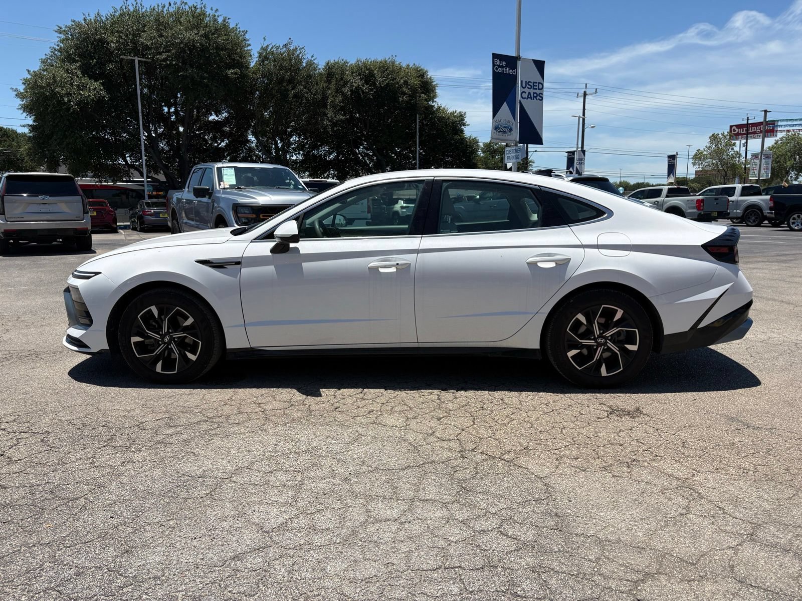 Used 2025 Hyundai Sonata SEL FWD image 5