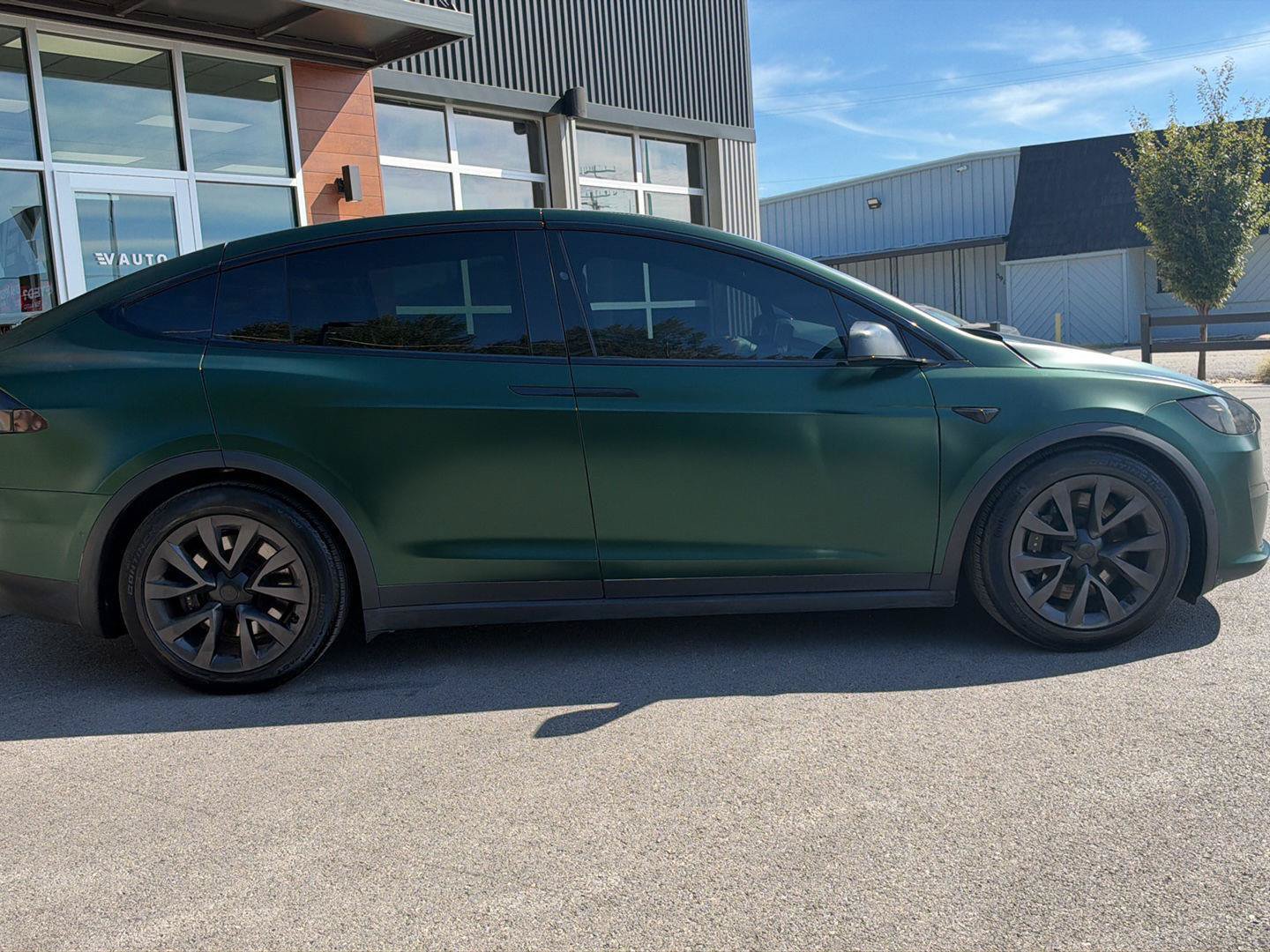 Used 2022 Tesla Model X AWD/4WD image 9