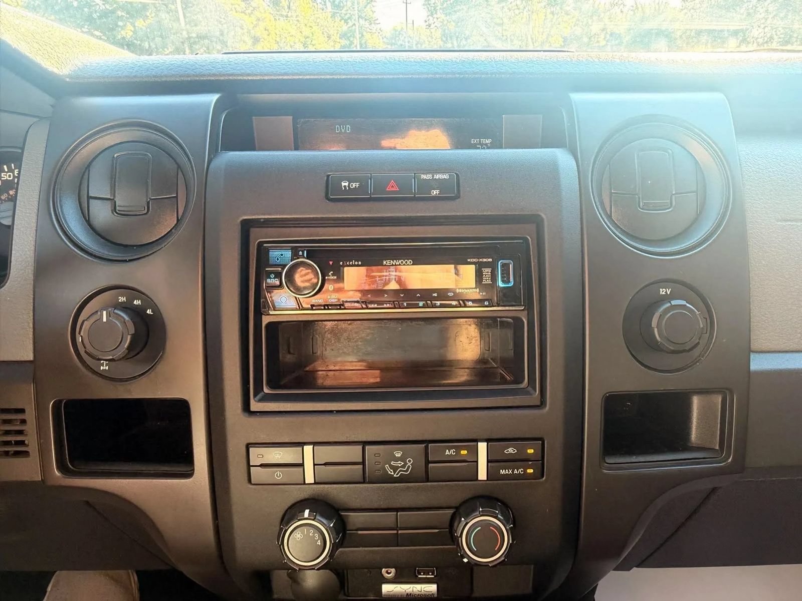 Used 2014 Ford F150 4x4 SuperCab image 12