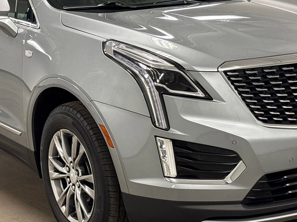 Certified 2023 Cadillac XT5 Premium Luxury image 4