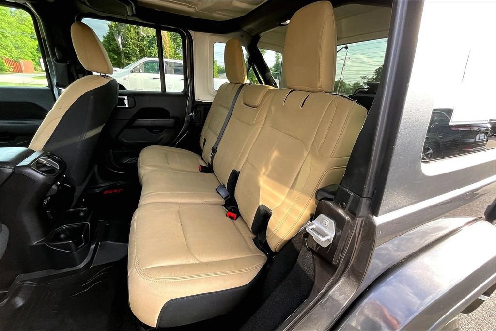 Used 2021 Jeep Wrangler Unlimited Sahara AWD/4WD image 24