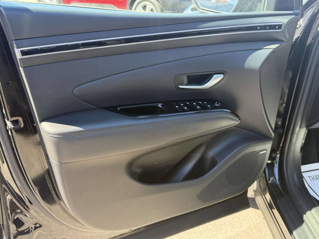 Certified 2023 Hyundai Tucson Limited AWD/4WD image 20