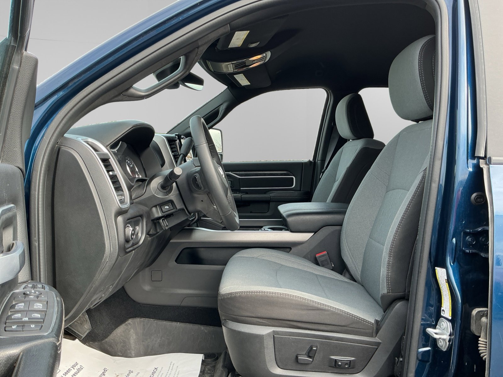 Used 2024 RAM 2500 Big Horn w/ Level 2 Equipment Group image 9