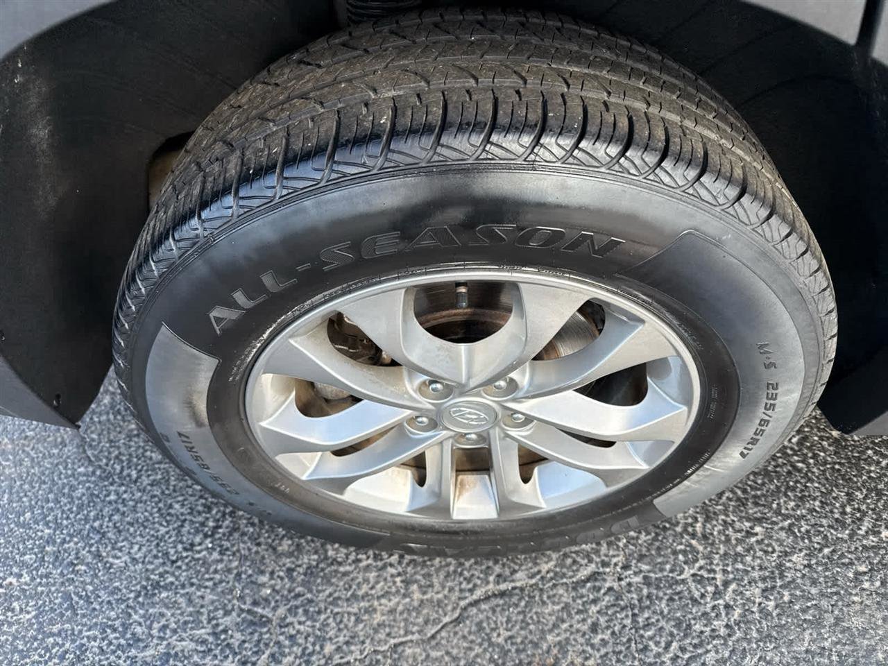 Used 2019 Hyundai Santa Fe SEL image 9