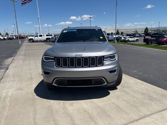 Used 2017 Jeep Grand Cherokee Limited w/ Luxury Group II AWD/4WD image 8