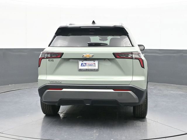 New 2026 Chevrolet Equinox LT w/ Convenience Package II image 12