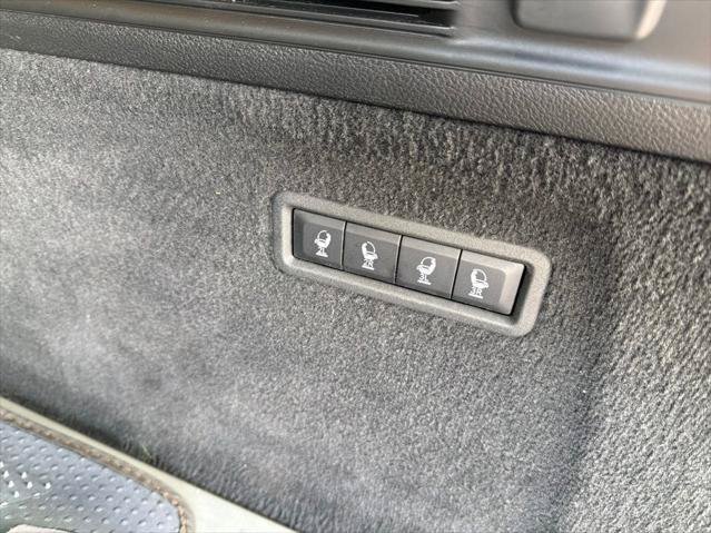 Certified 2025 Jeep Grand Wagoneer L Series III w/ Rear Seat Video Group 1 AWD/4WD image 22