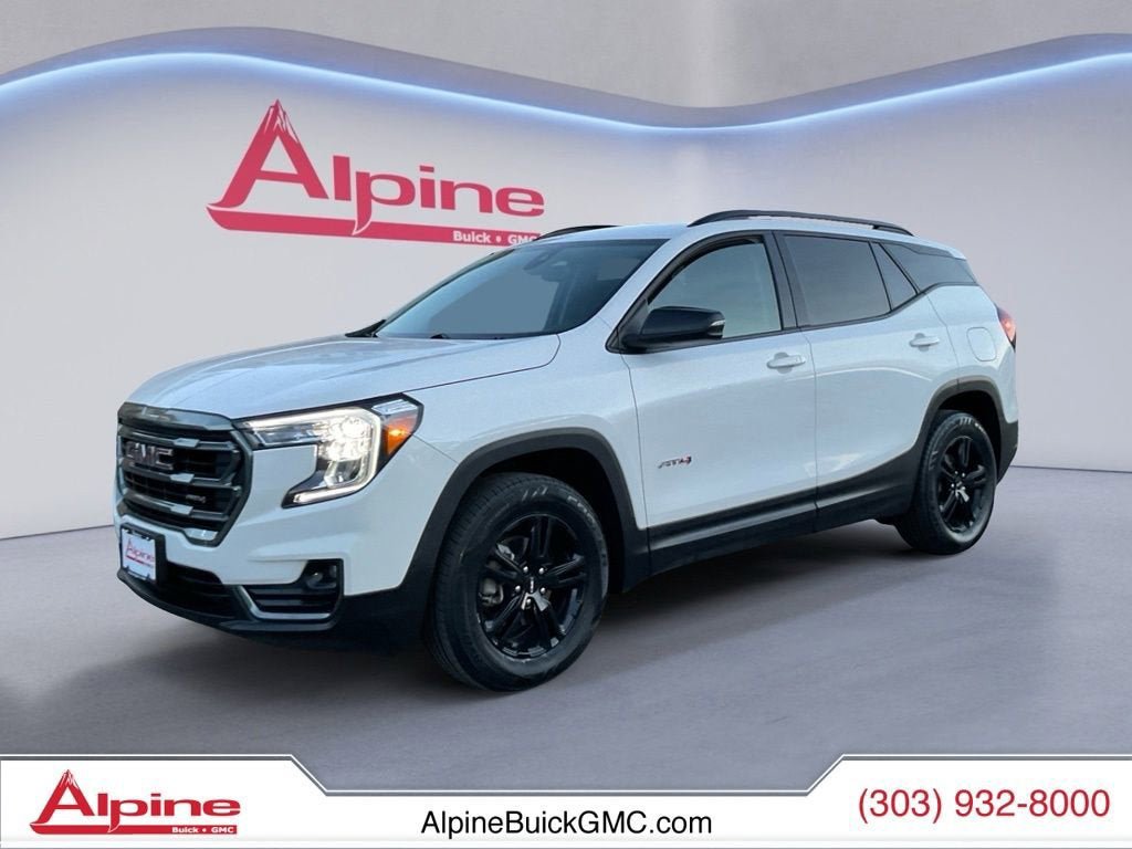 Used 2024 GMC Terrain AT4