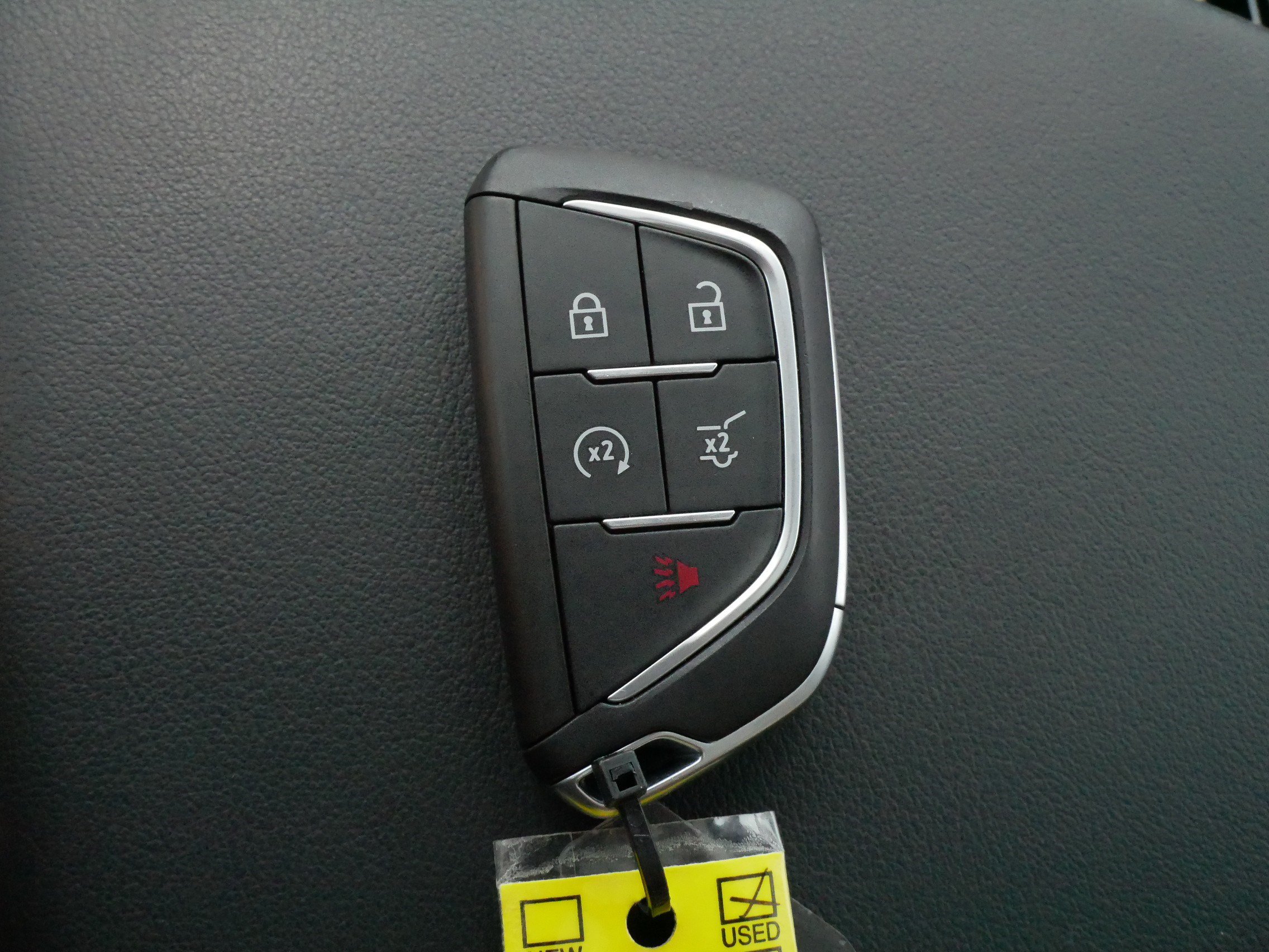 Used 2024 Cadillac Lyriq Luxury AWD/4WD image 29