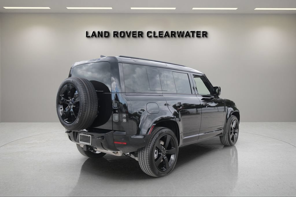 New 2026 Land Rover Defender 110 X-Dynamic SE AWD/4WD image 5