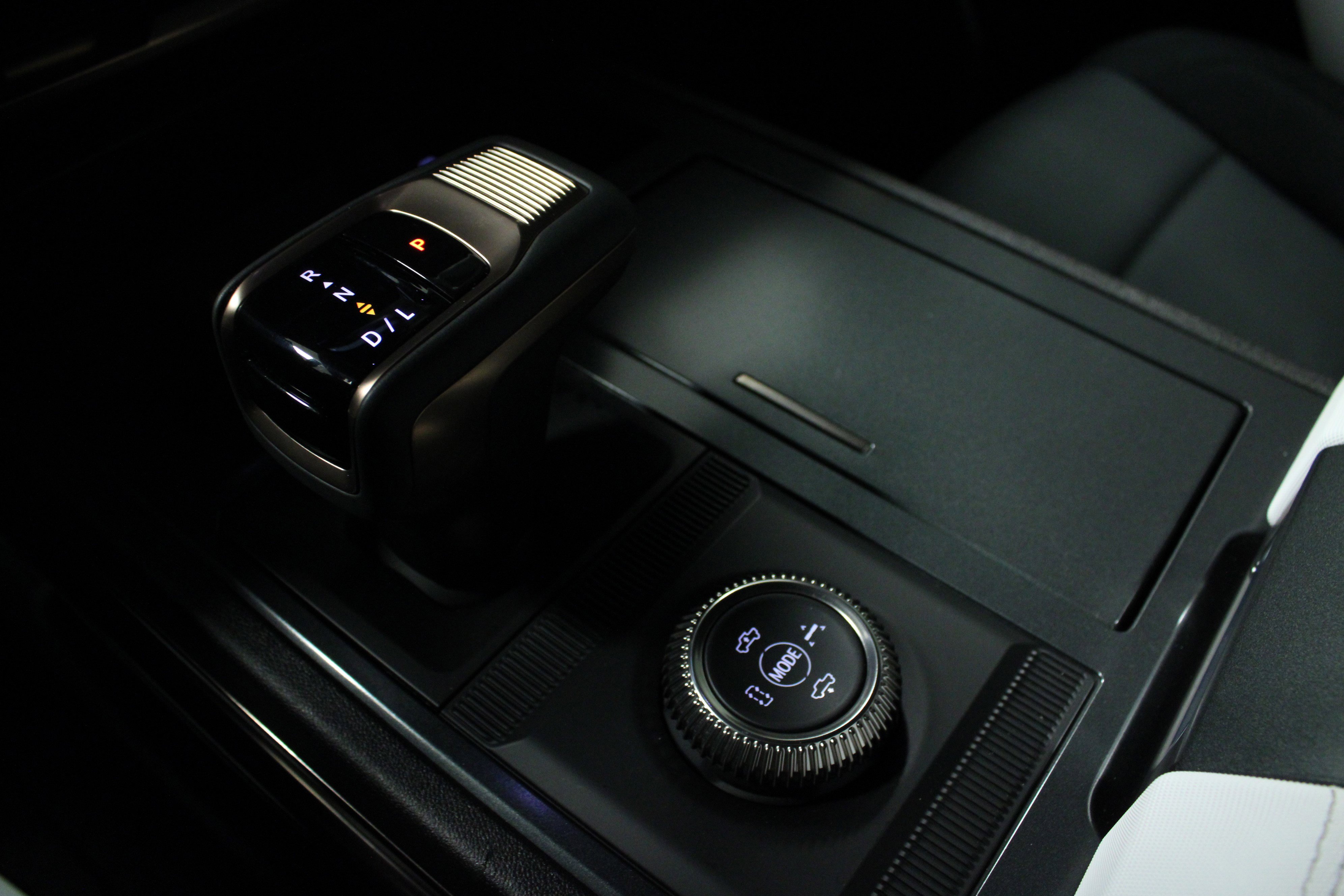 Used 2025 GMC Hummer EV 2X w/ LPO, Sport Package image 23