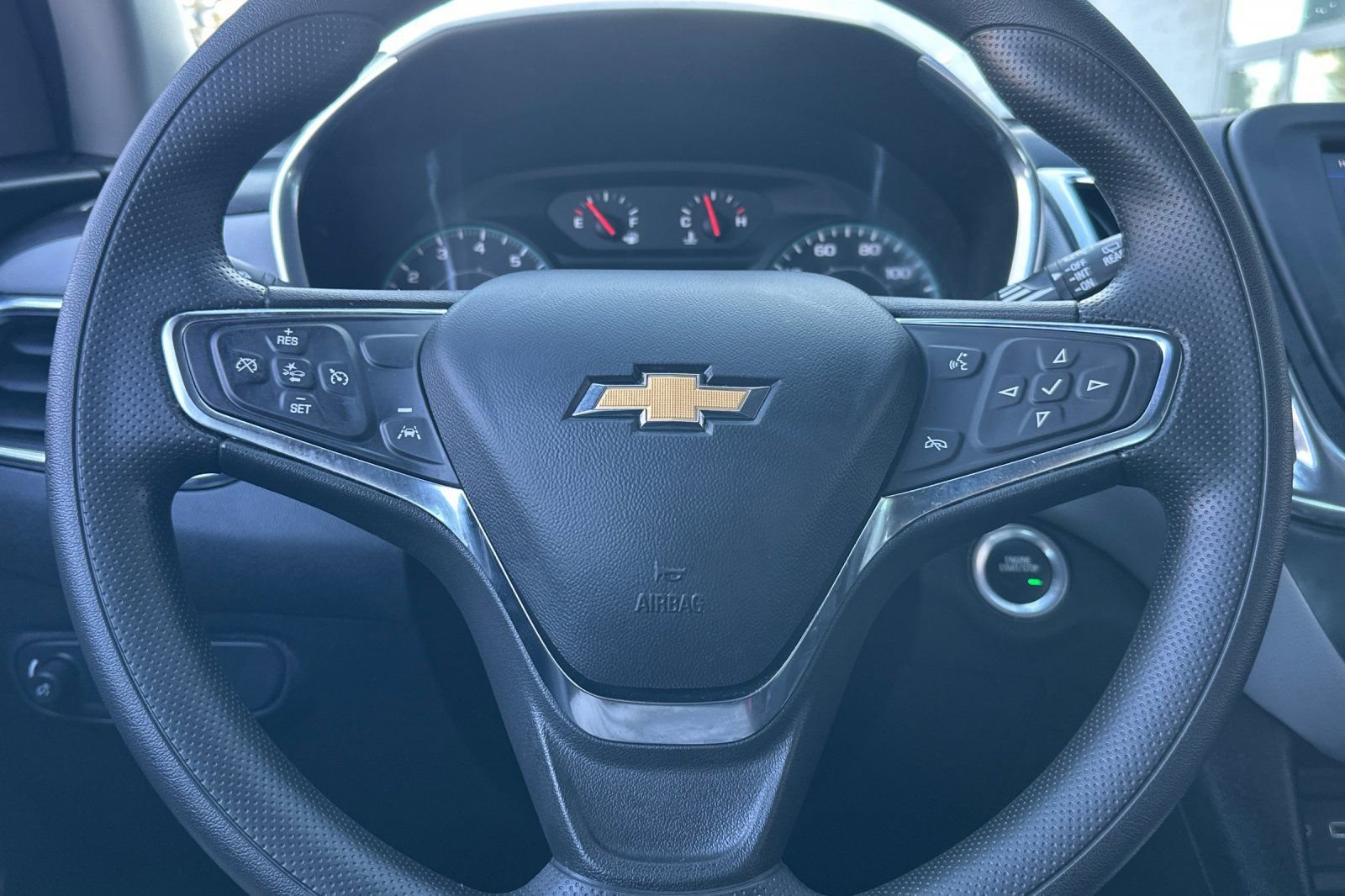 Used 2024 Chevrolet Equinox LS image 35