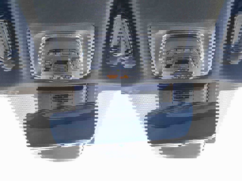 Used 2023 Toyota bZ4X XLE w/ Weather Package image 15