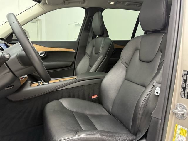 Certified 2023 Volvo XC90 B6 Plus image 13