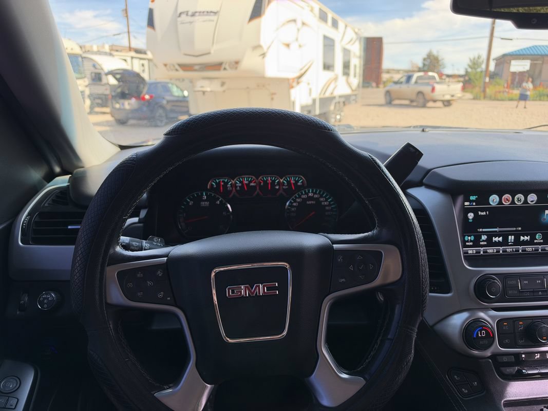 Used 2019 GMC Yukon XL SLT AWD/4WD image 15
