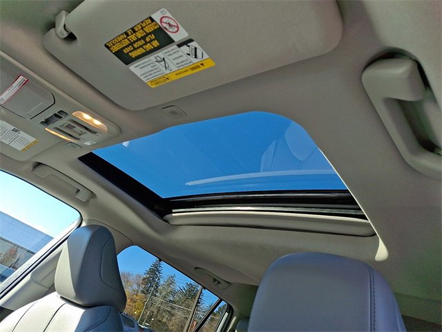 Used 2024 Toyota Highlander Limited image 15