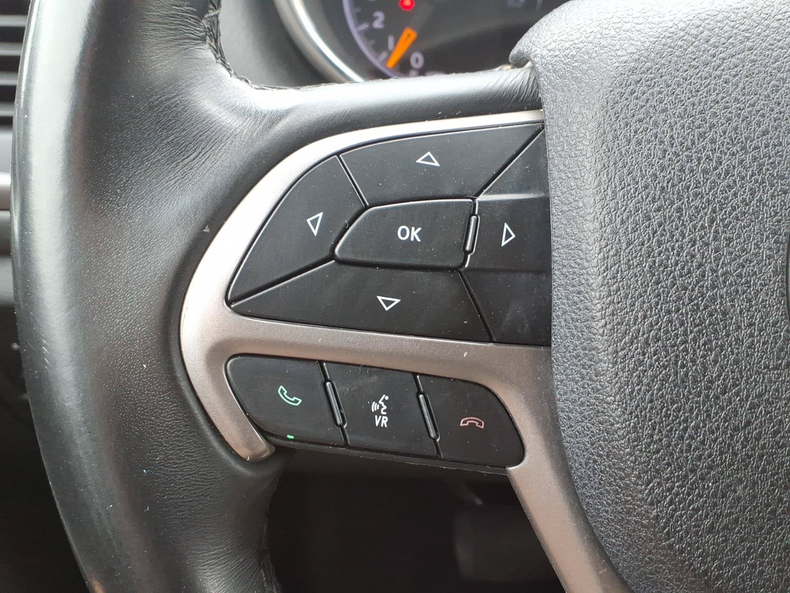 Used 2018 Jeep Grand Cherokee Laredo AWD/4WD image 18
