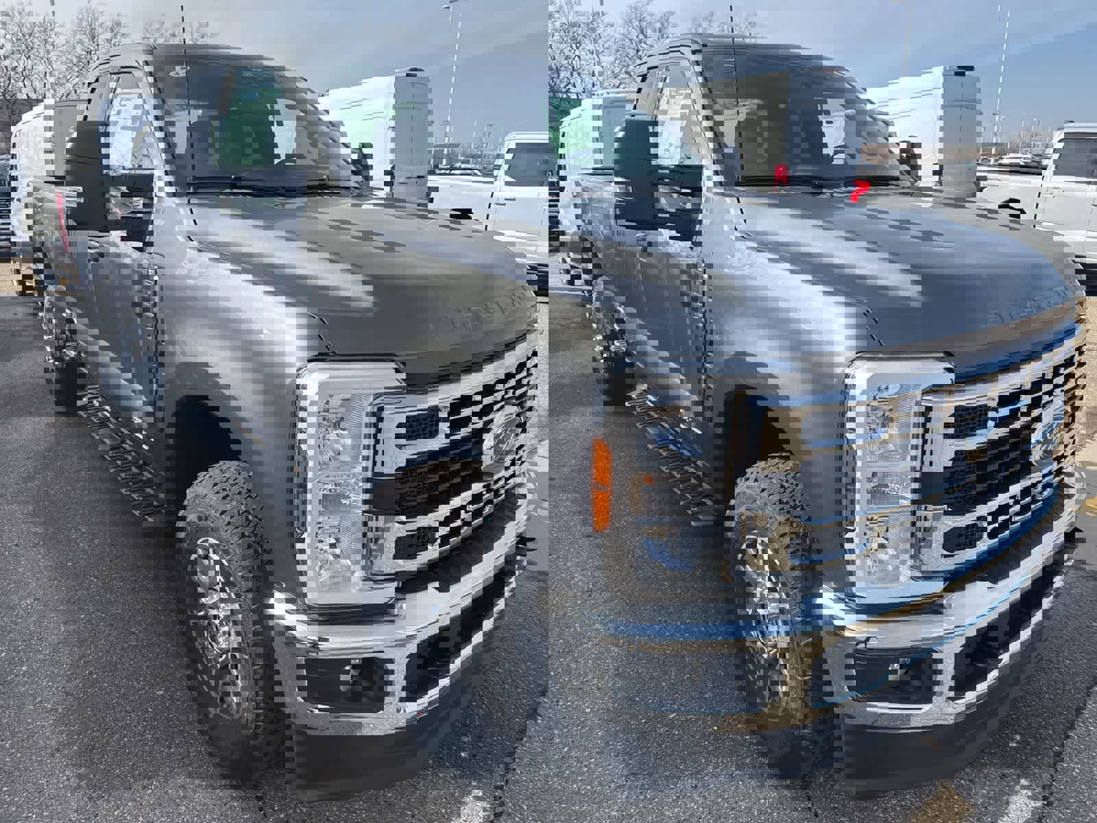 New 2025 Ford F250 XLT w/ FX4 Off-Road Package image 19
