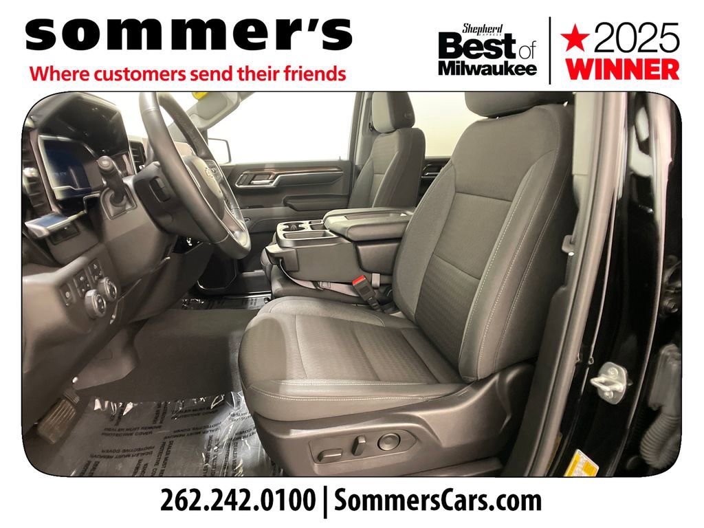 Used 2024 Chevrolet Silverado 1500 LT image 9