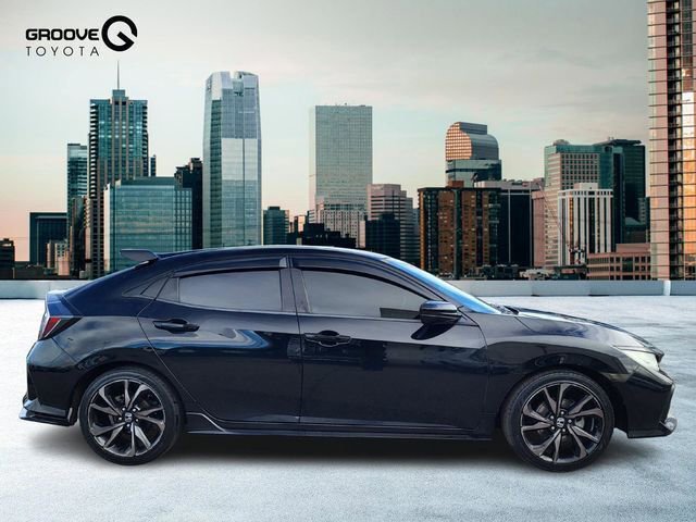 Used 2017 Honda Civic Sport image 6