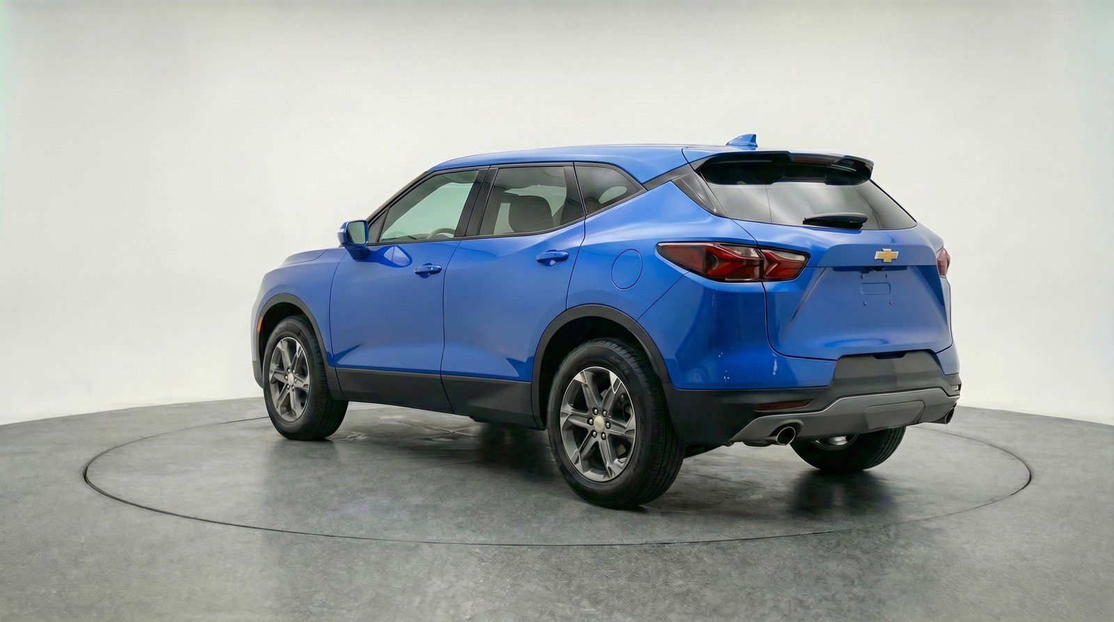 Used 2025 Chevrolet Blazer LT image 6