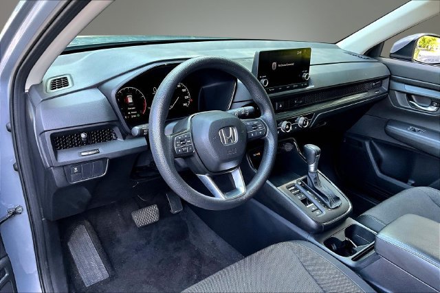Used 2025 Honda CR-V LX image 17