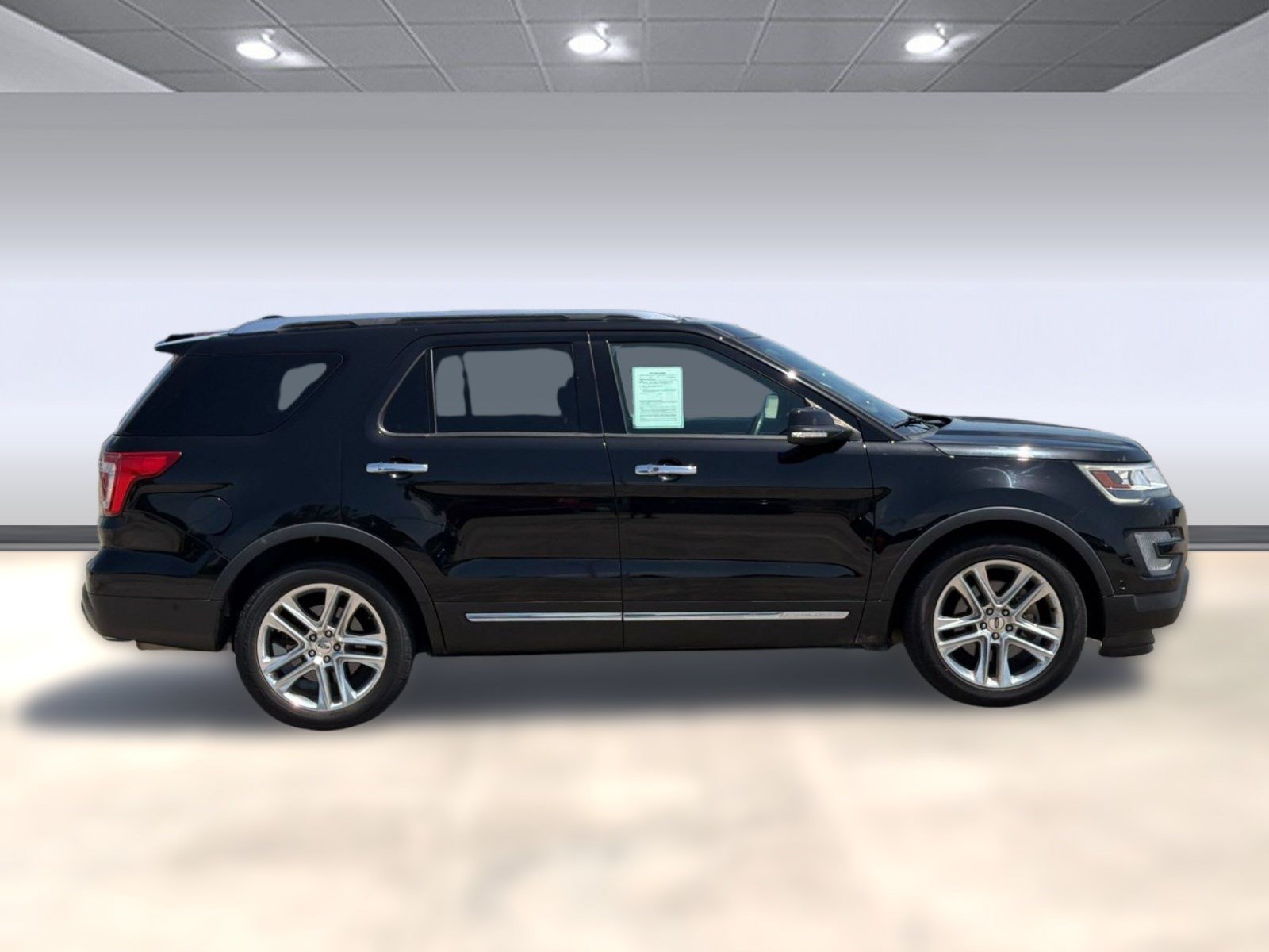 Used 2017 Ford Explorer Limited w/ Equipment Group 301A FWD image 8