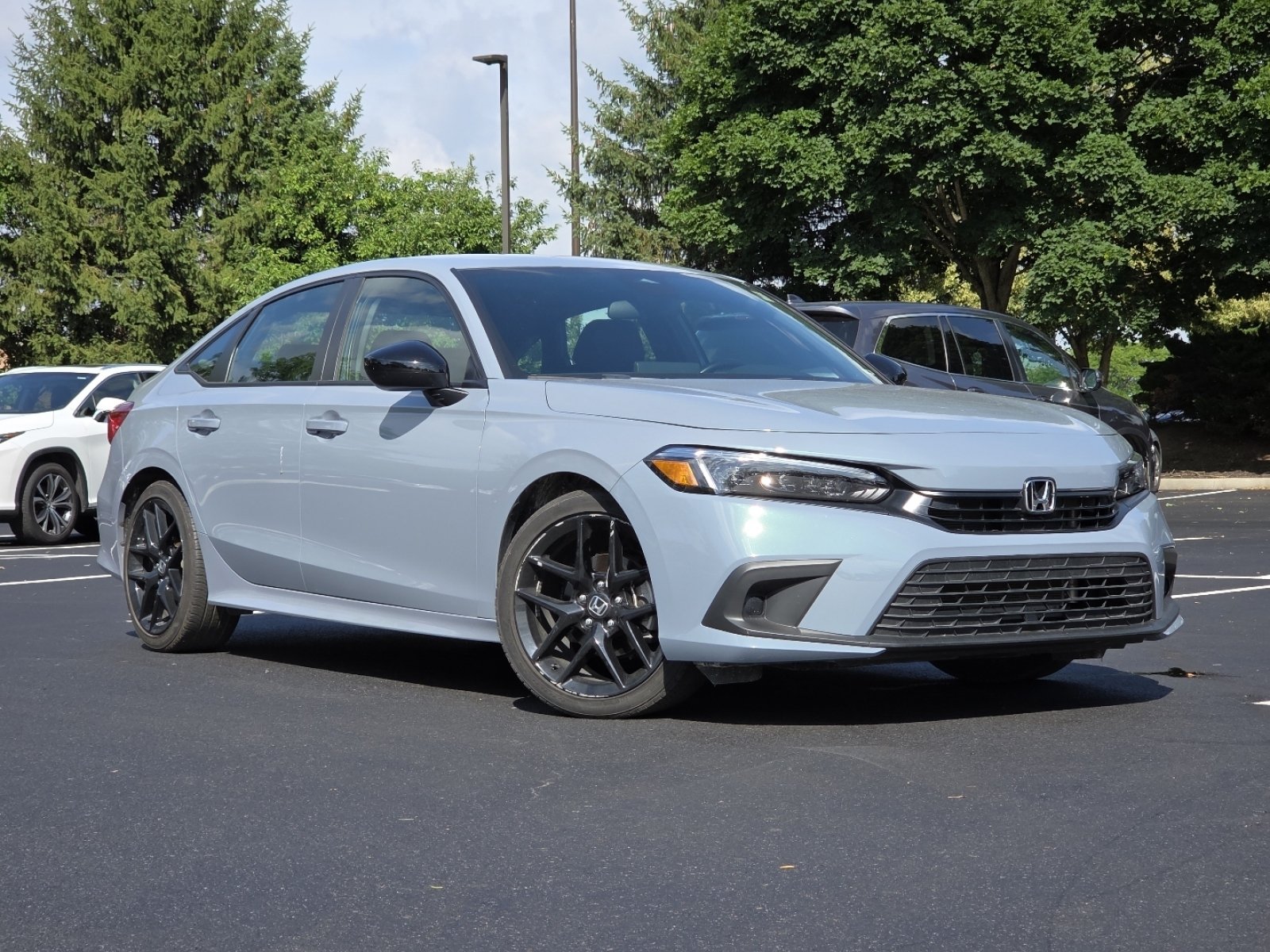 Used 2023 Honda Civic Sport image 2