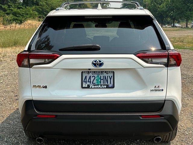 Used 2023 Toyota RAV4 LE AWD/4WD image 8