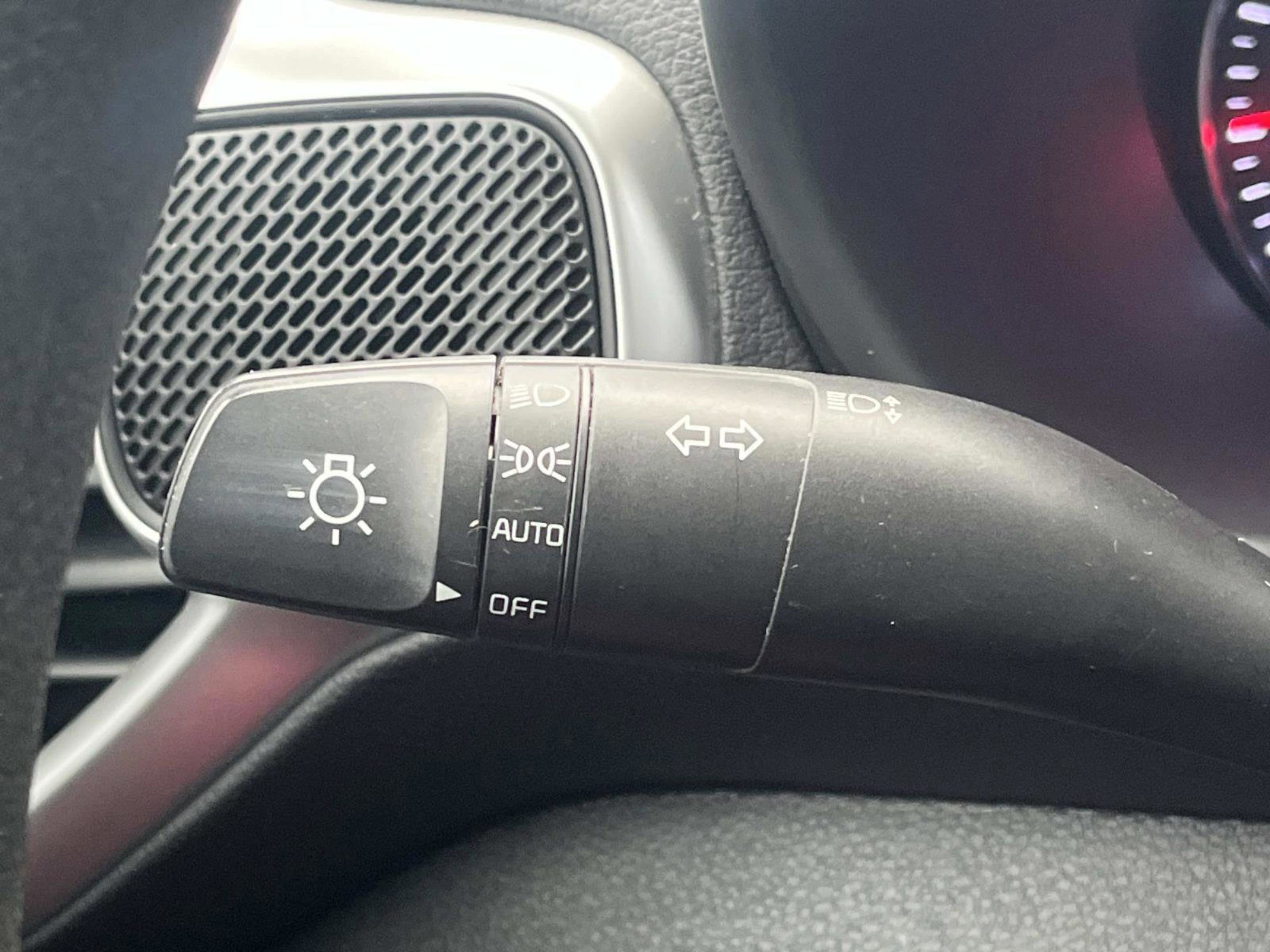 Used 2022 Kia Soul LX image 29