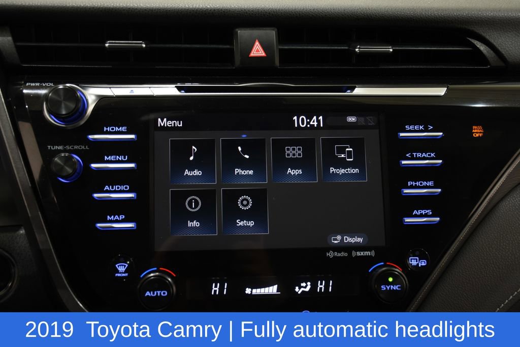 Used 2019 Toyota Camry SE w/ Audio Package image 17