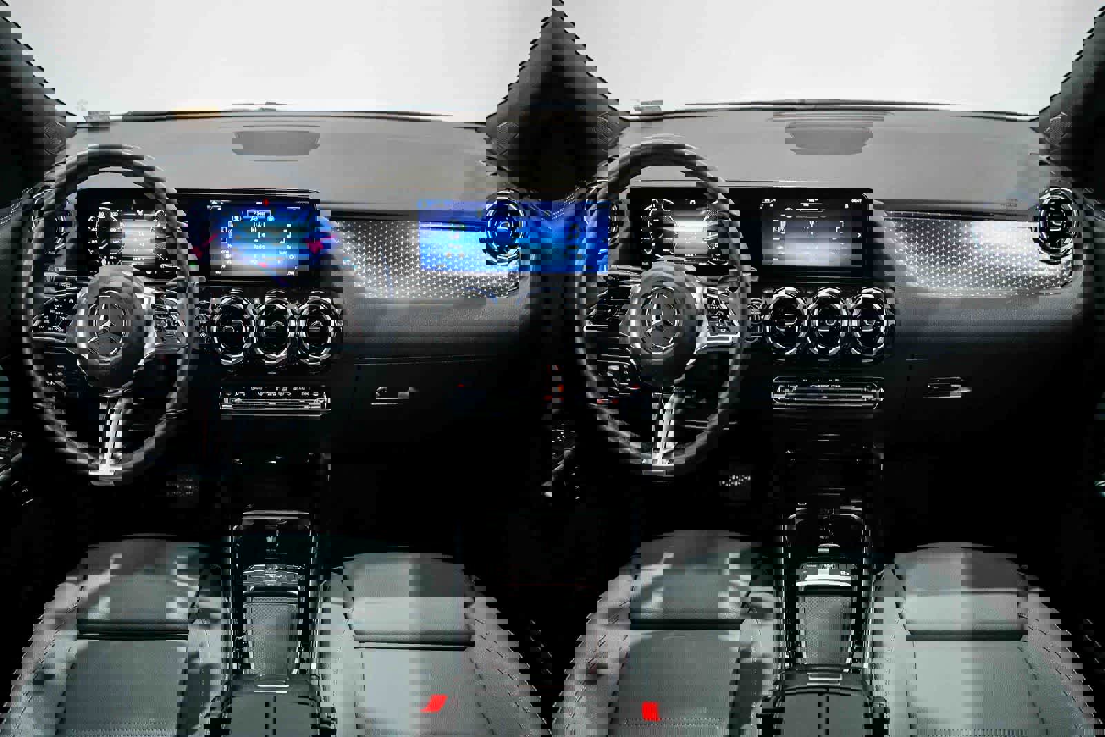 Certified 2026 Mercedes-Benz GLA 250 image 11