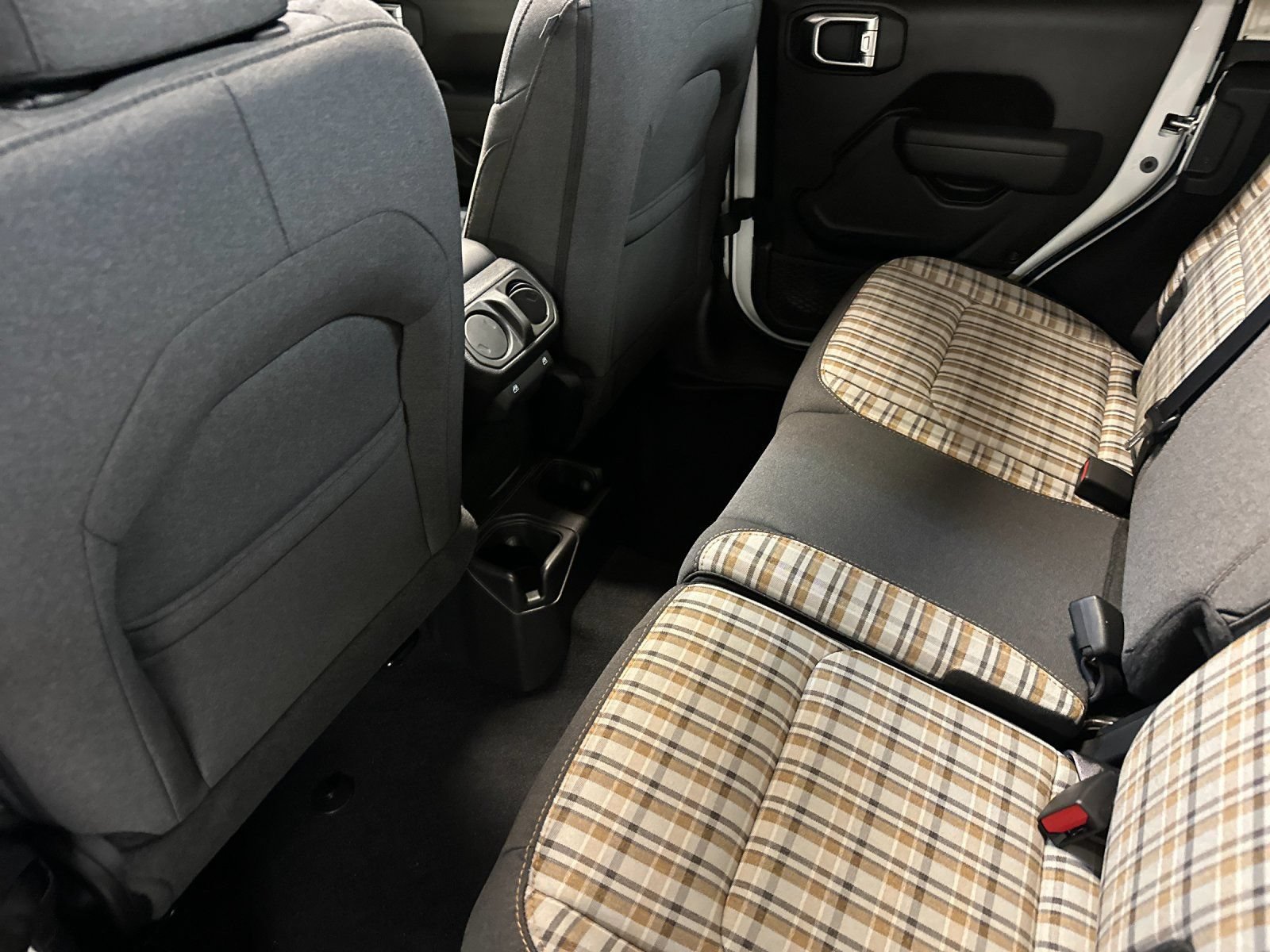 New 2026 Jeep Wrangler Unlimited Sport AWD/4WD image 11