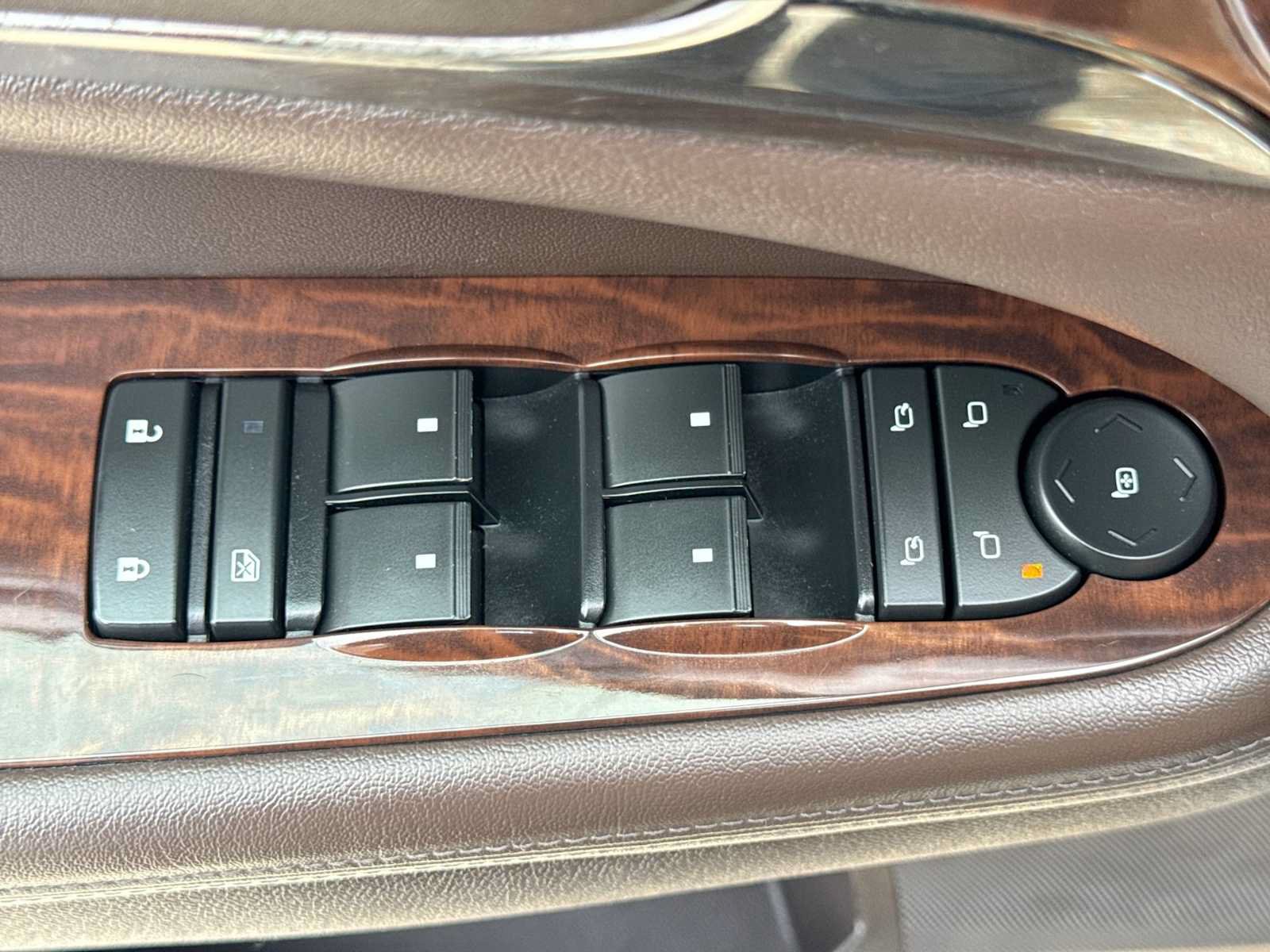Used 2016 Buick Enclave Premium w/ Experience Buick Package AWD/4WD image 16