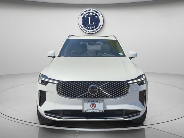 Certified 2026 Volvo XC90 B5 Core AWD/4WD image 8
