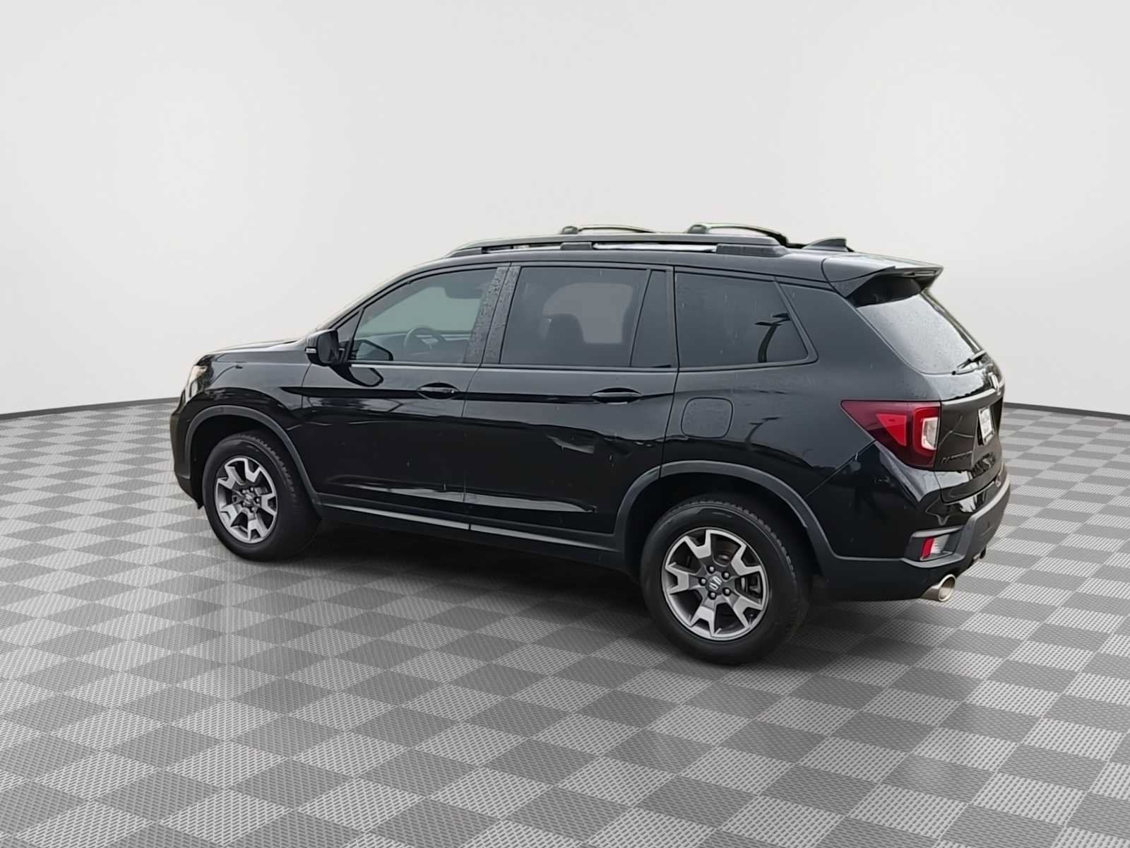 Used 2023 Honda Passport TrailSport image 6