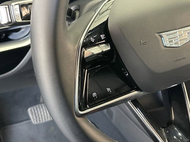 Used 2024 Cadillac Lyriq Tech AWD/4WD image 27