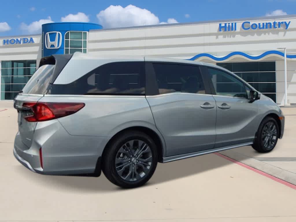 New 2026 Honda Odyssey Touring image 5